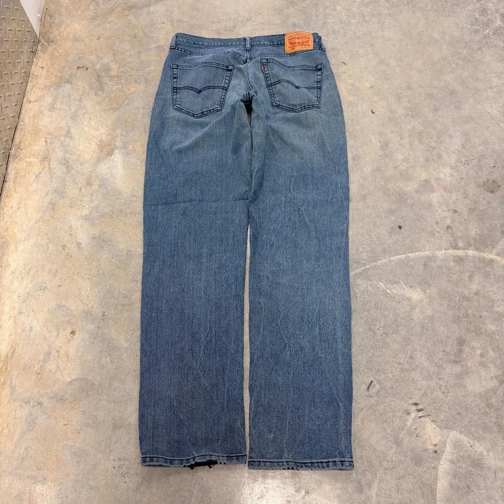 Levis levi 550